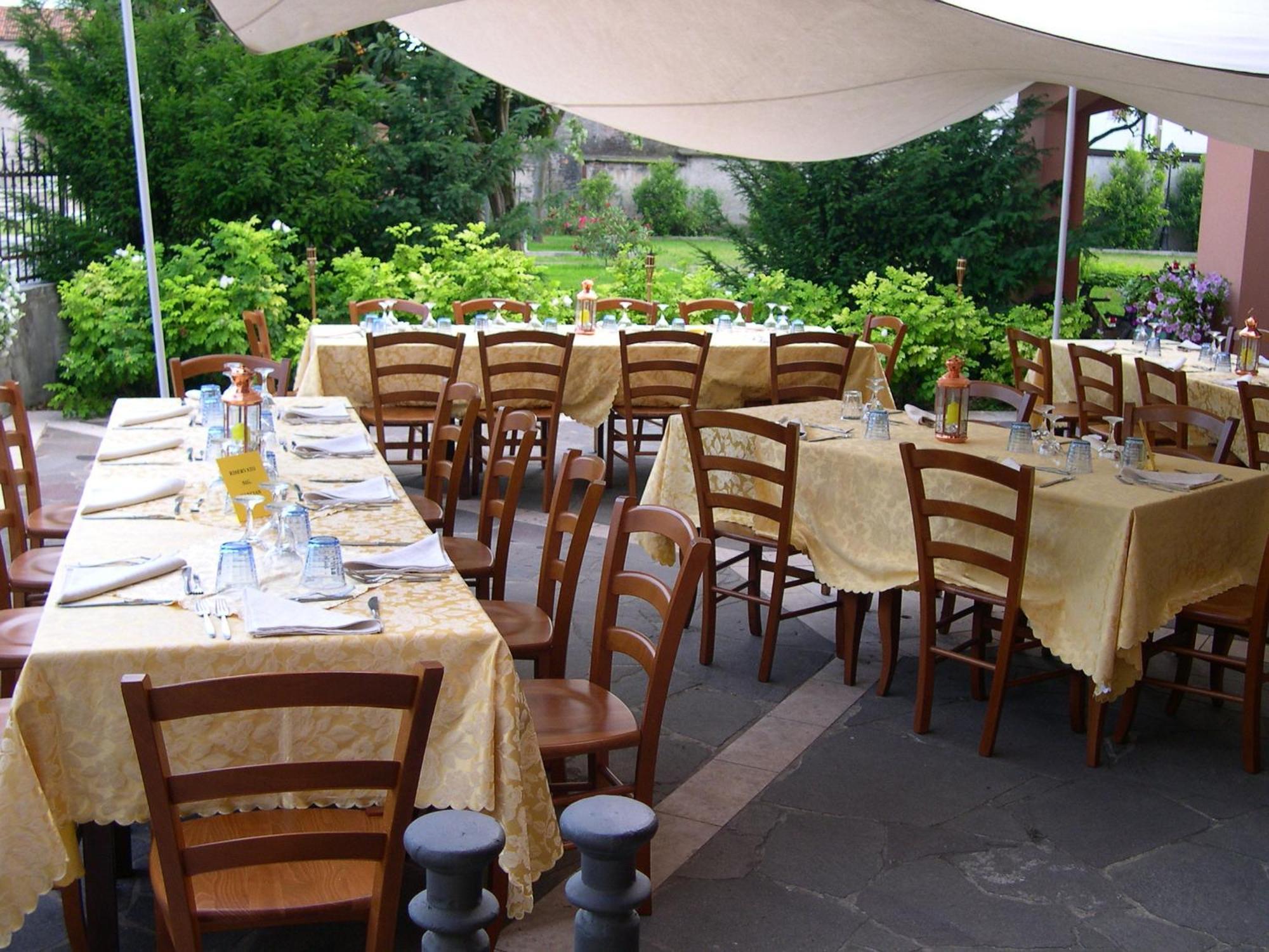 Hotel Dall'Ongaro Ghirano Экстерьер фото