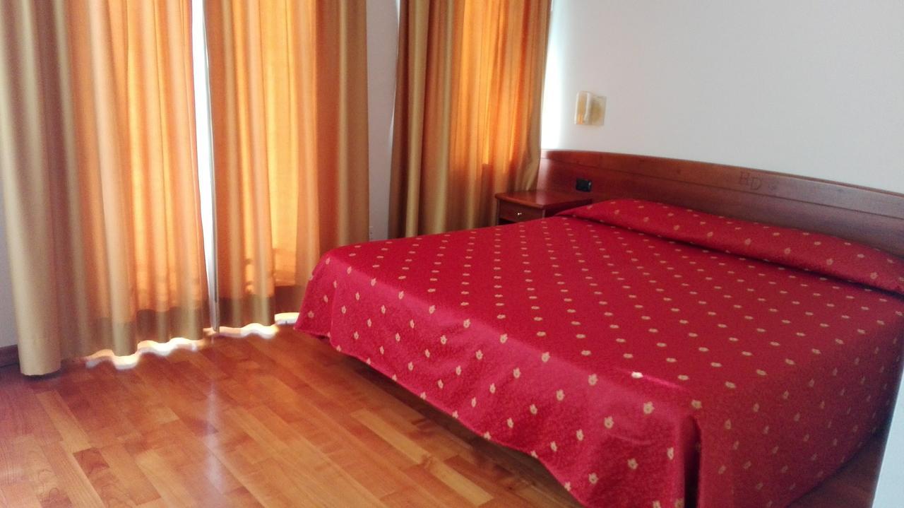 Hotel Dall'Ongaro Ghirano Экстерьер фото
