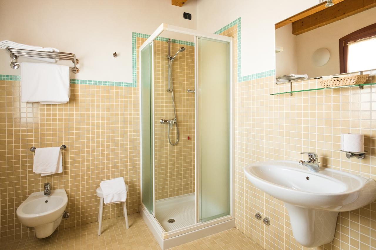 Hotel Dall'Ongaro Ghirano Экстерьер фото