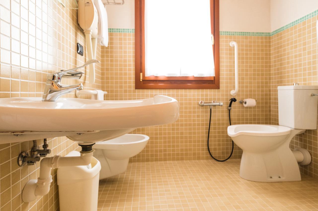 Hotel Dall'Ongaro Ghirano Экстерьер фото