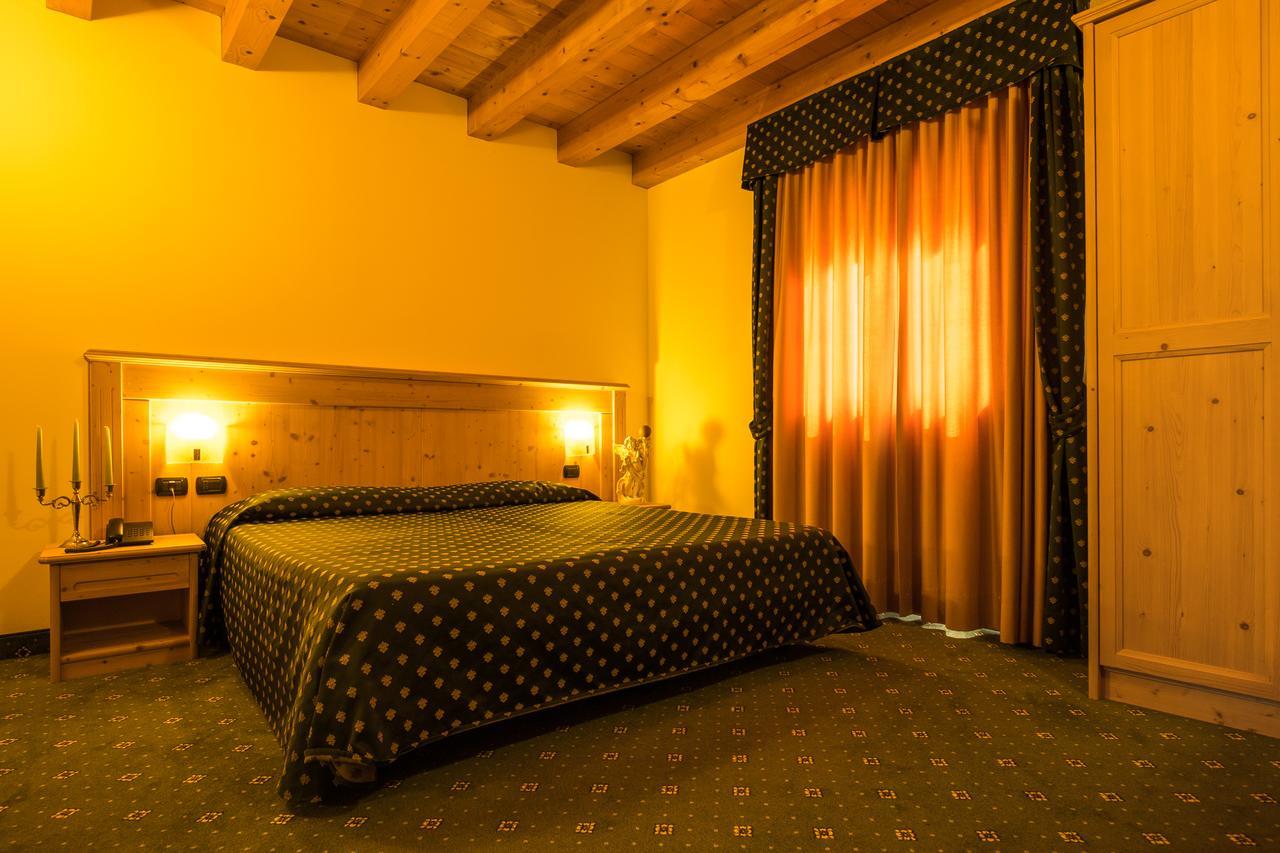 Hotel Dall'Ongaro Ghirano Экстерьер фото