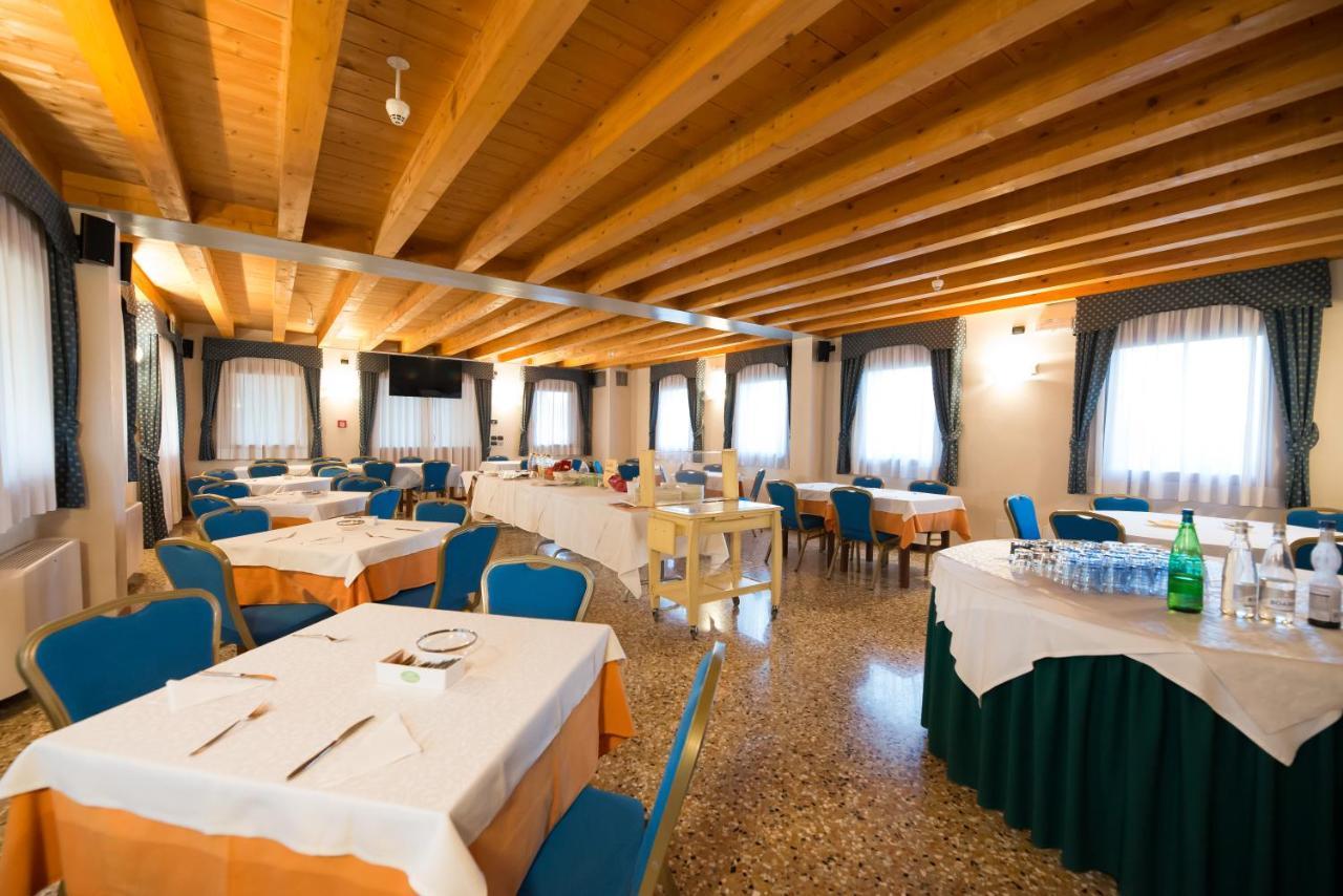 Hotel Dall'Ongaro Ghirano Экстерьер фото